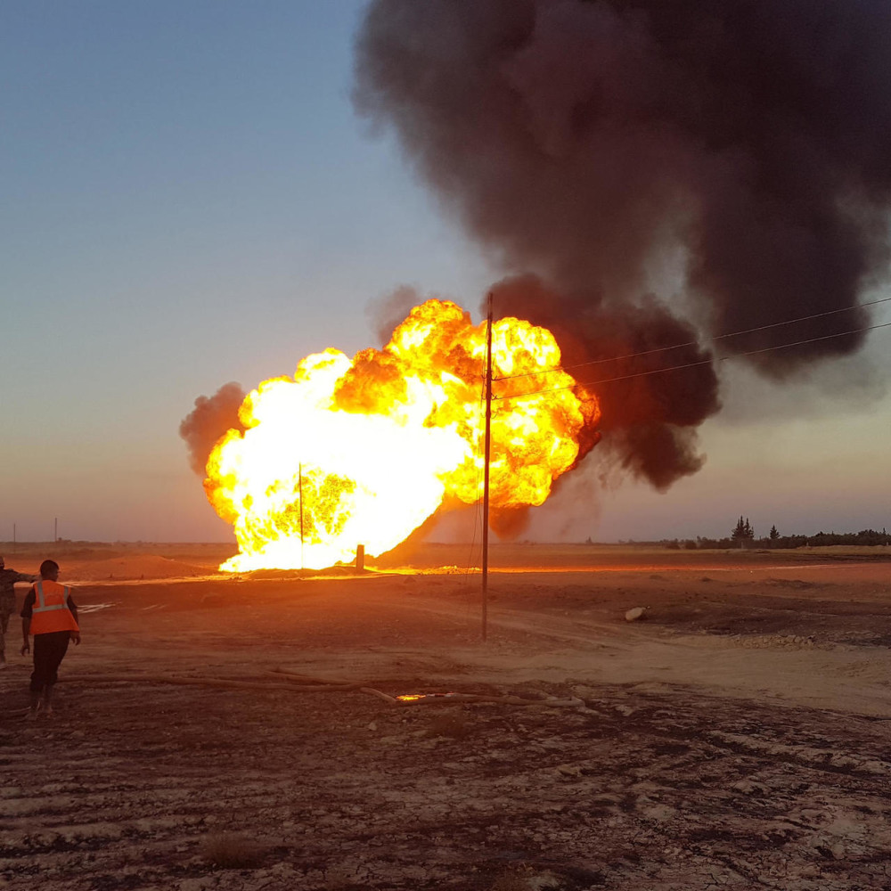 伊朗輸油管爆炸事件引發(fā)安全關(guān)切，大批部隊(duì)緊急響應(yīng)